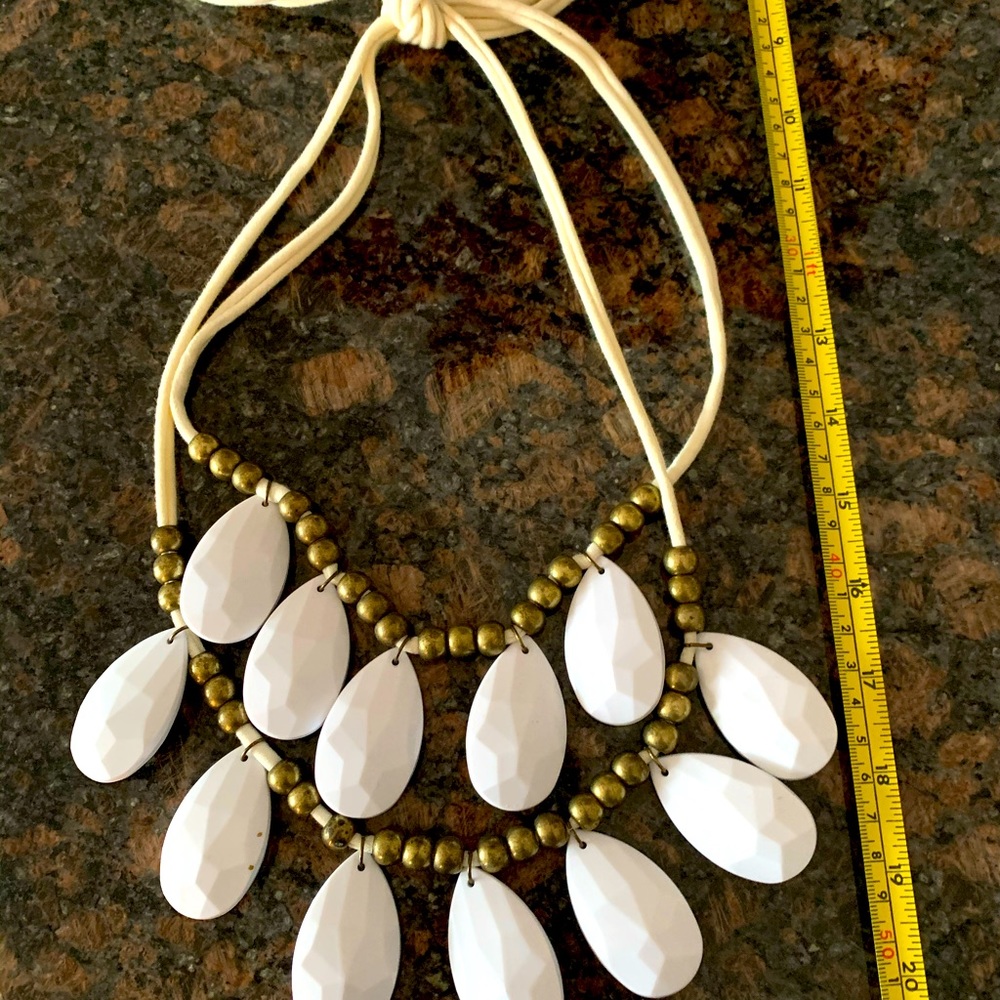 Versatile Teardrop Layered Necklace Ribbon Ivory/White Feminine Summer